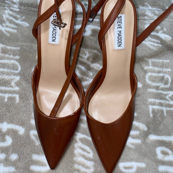 Steve Madden Nude, clear shoes - Picture 2 of 4